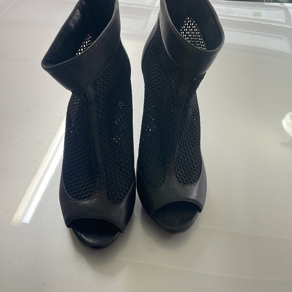 Bcbgmaxazria - Picture 6 of 6